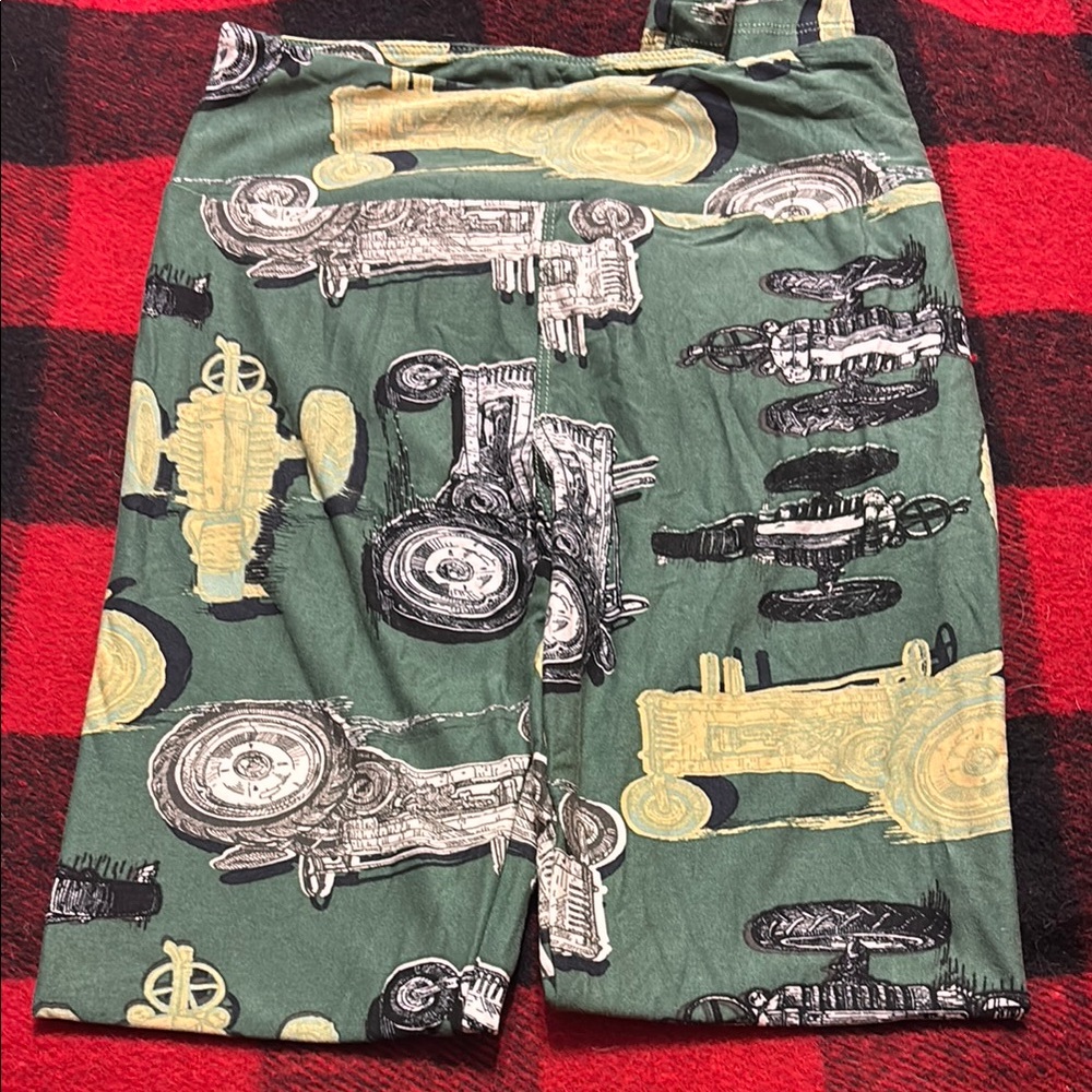 Green Tractor Print Woman’s Leggings OS